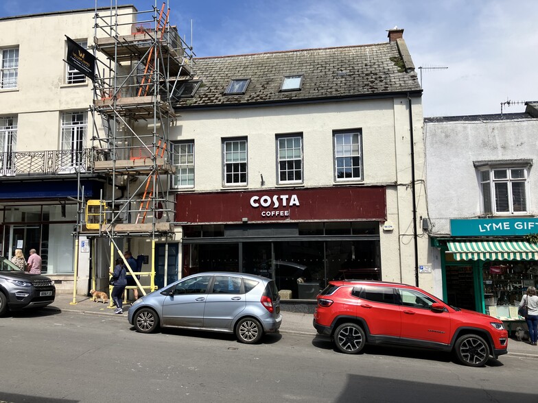 48-49 Broad St, Lyme Regis for lease - Primary Photo - Image 1 of 1