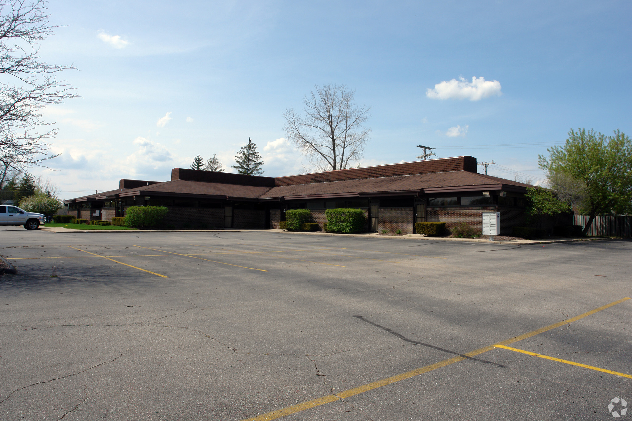 53950 Van Dyke Ave, Shelby Township, MI for sale Primary Photo- Image 1 of 1