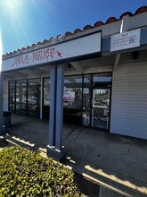 23322-24400 Muirlands Blvd, Lake Forest, CA for lease Interior Photo- Image 2 of 6