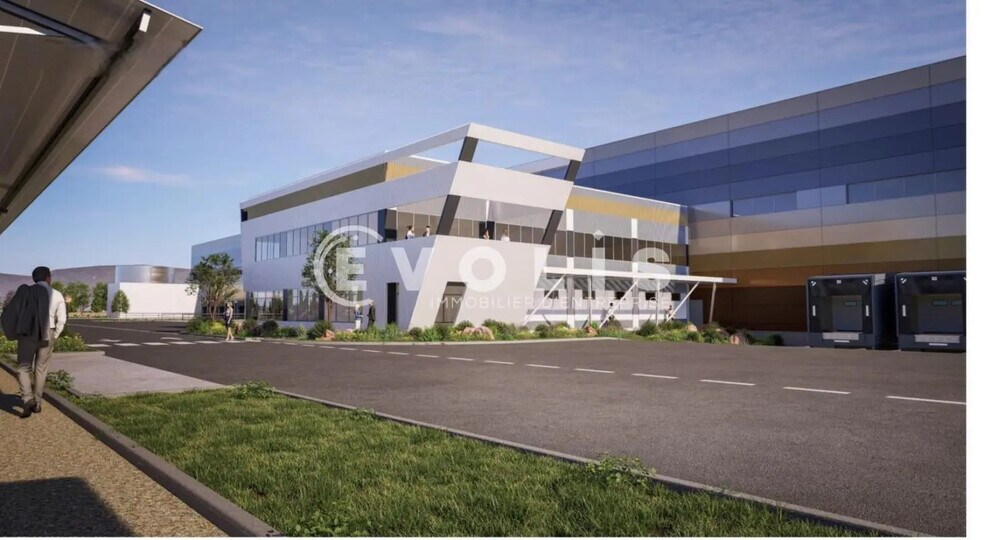 Industrial in Cavaillon for lease - Building Photo - Image 3 of 6