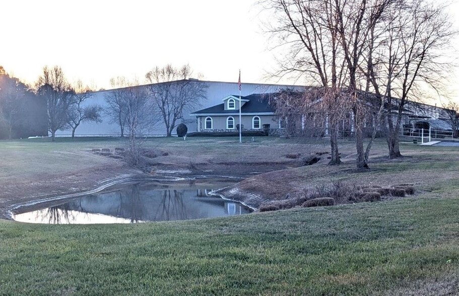 4400 E New Market Hurlock Rd, Hurlock, MD for sale - Building Photo - Image 2 of 14