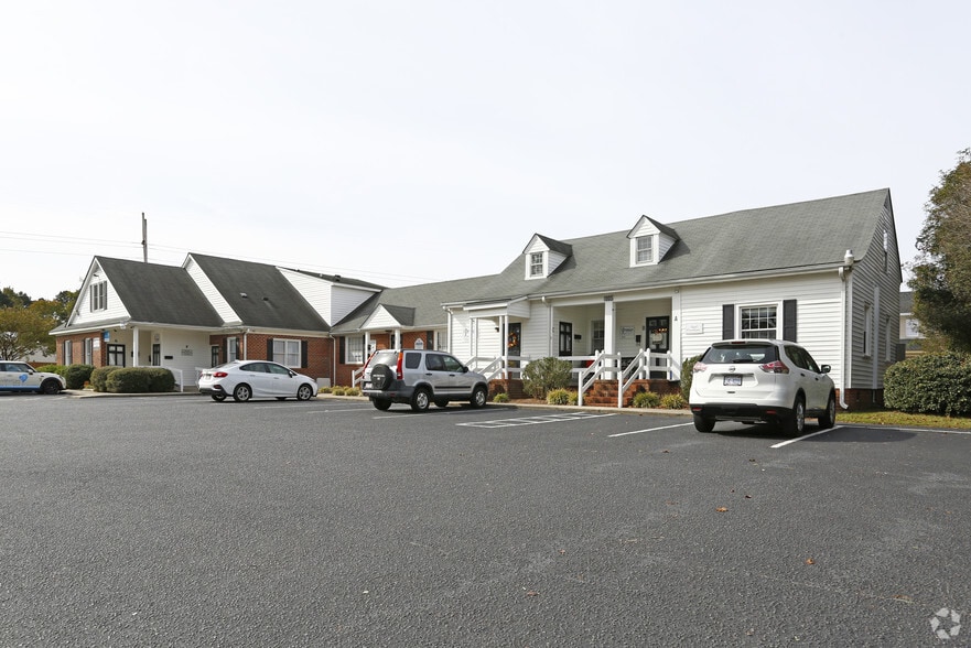 1805 Brentwood Dr N, Wilson, NC 27896