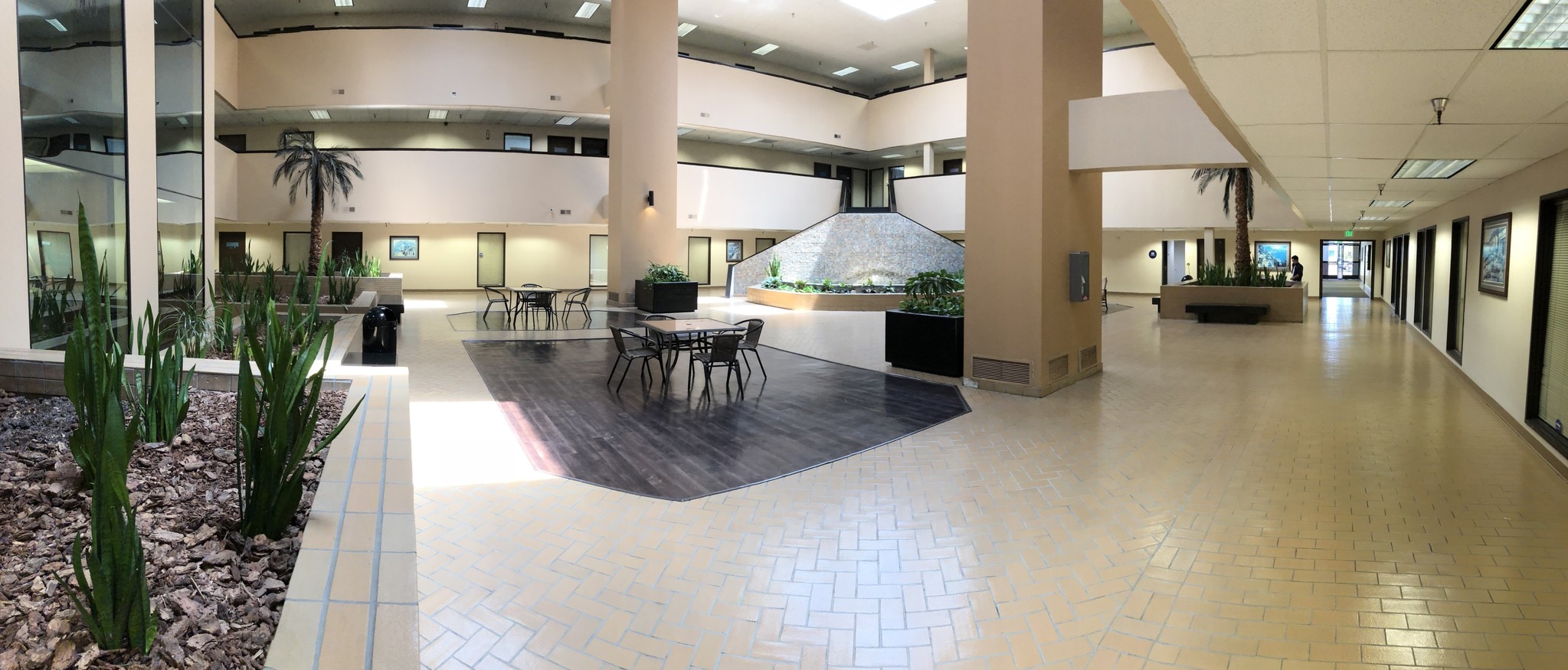 17315 Studebaker Rd, Cerritos, CA 90703 Avanti Business Center