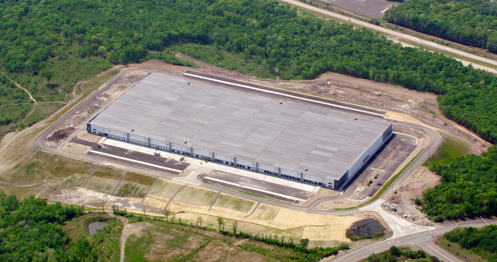 1350 Moosic Lake Rd, Jessup, PA 18434