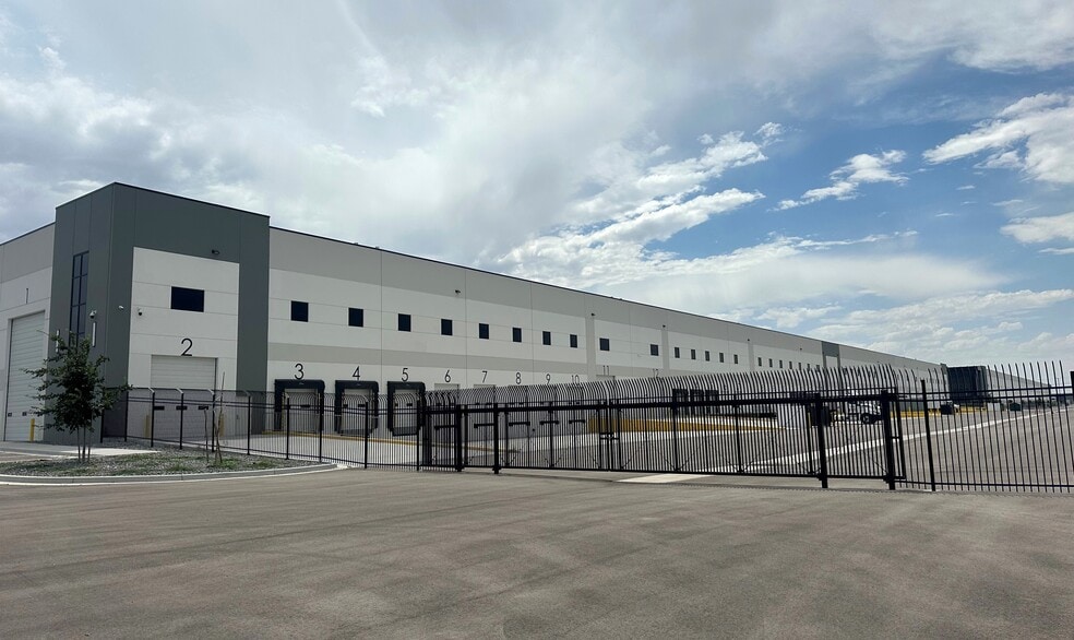 5354 W 700 South, Salt Lake City, UT for lease - Building Photo - Image 2 of 4