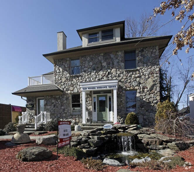 158 Washington Ave, Dumont, NJ for sale - Primary Photo - Image 1 of 1