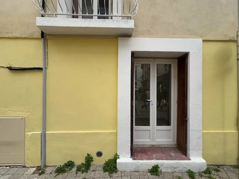 Retail in Orange for lease Building Photo- Image 1 of 5