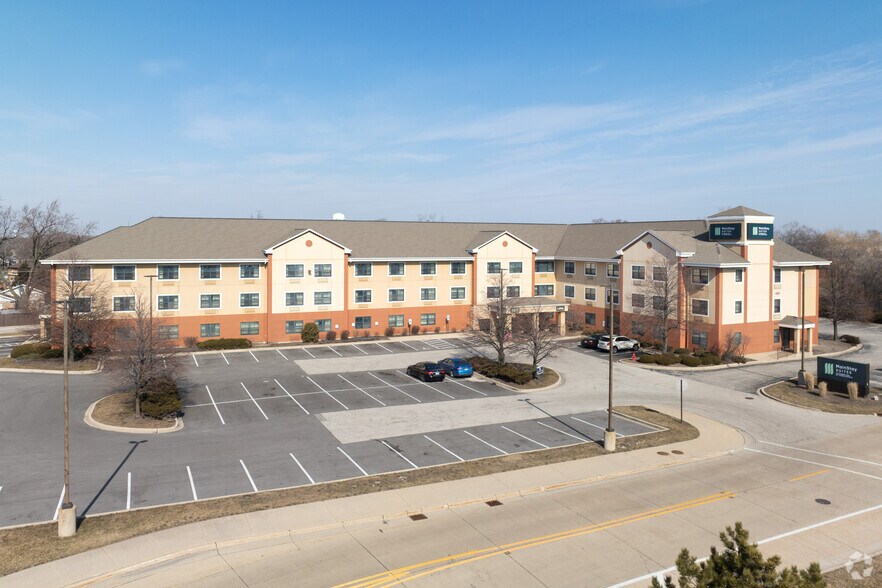 4575 Frontage Rd, Hillside, IL for sale - Building Photo - Image 1 of 1