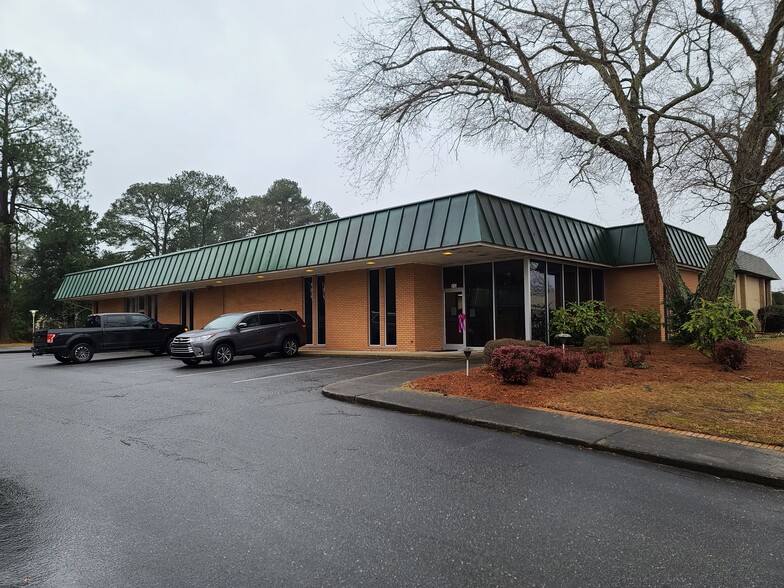 510 Plaza Blvd, Kinston, NC for sale - Primary Photo - Image 1 of 1