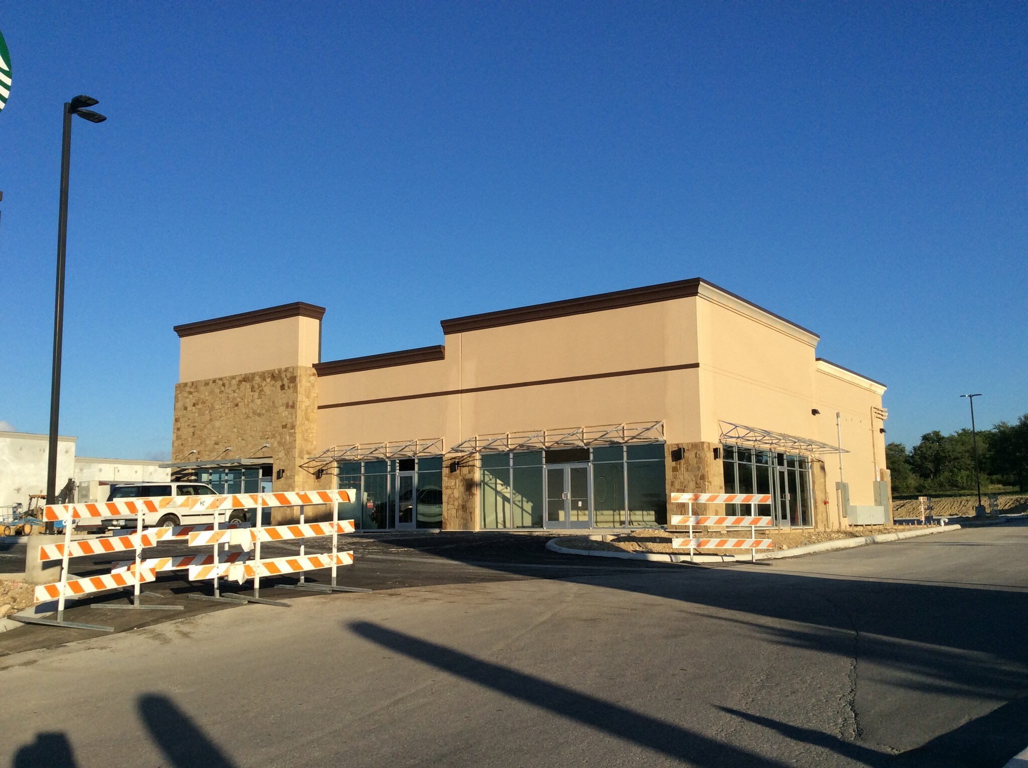 9226 Potranco Rd, San Antonio, TX for sale Primary Photo- Image 1 of 1