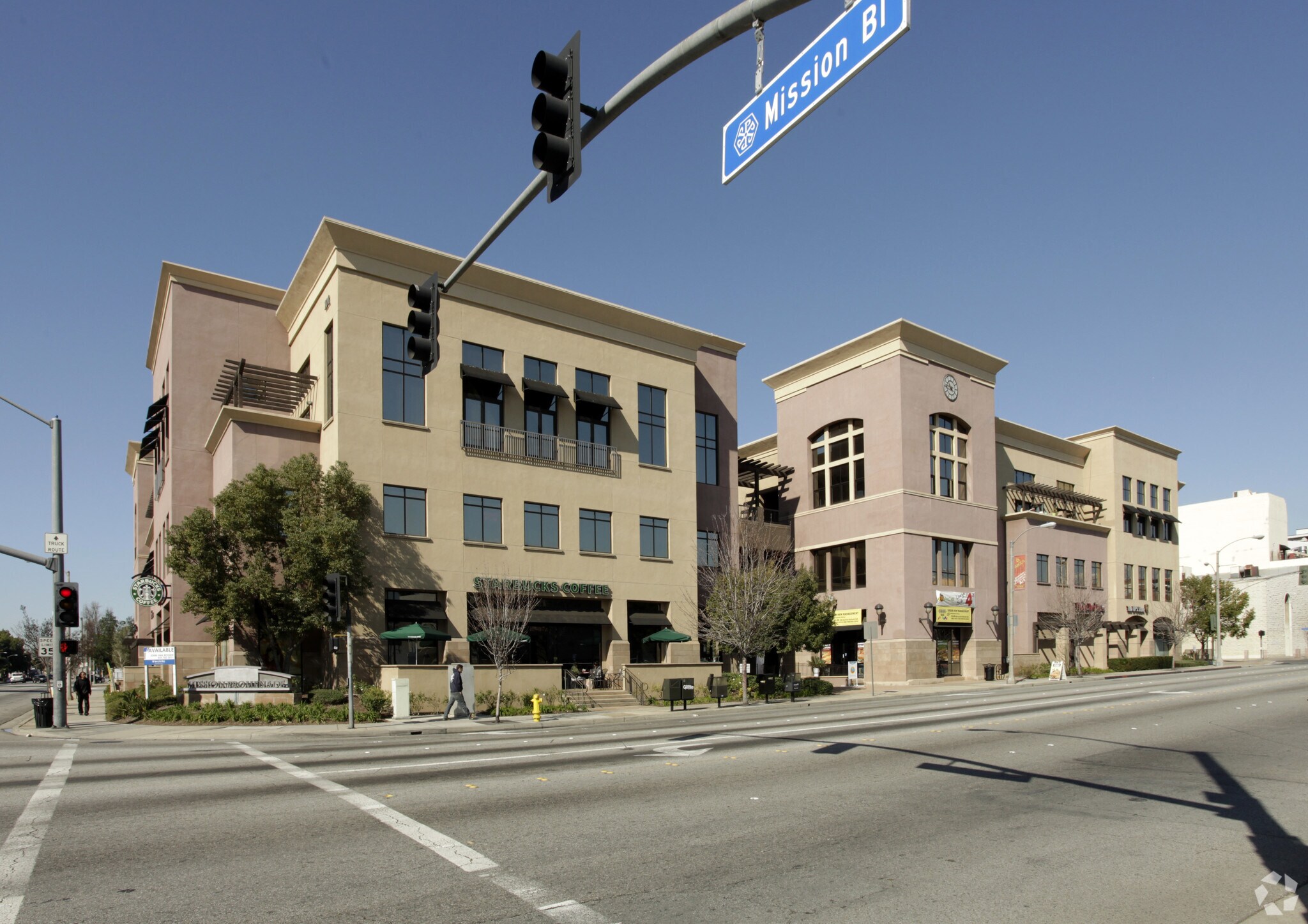 101 W Mission Blvd, Pomona, CA 91766 Retail for Lease