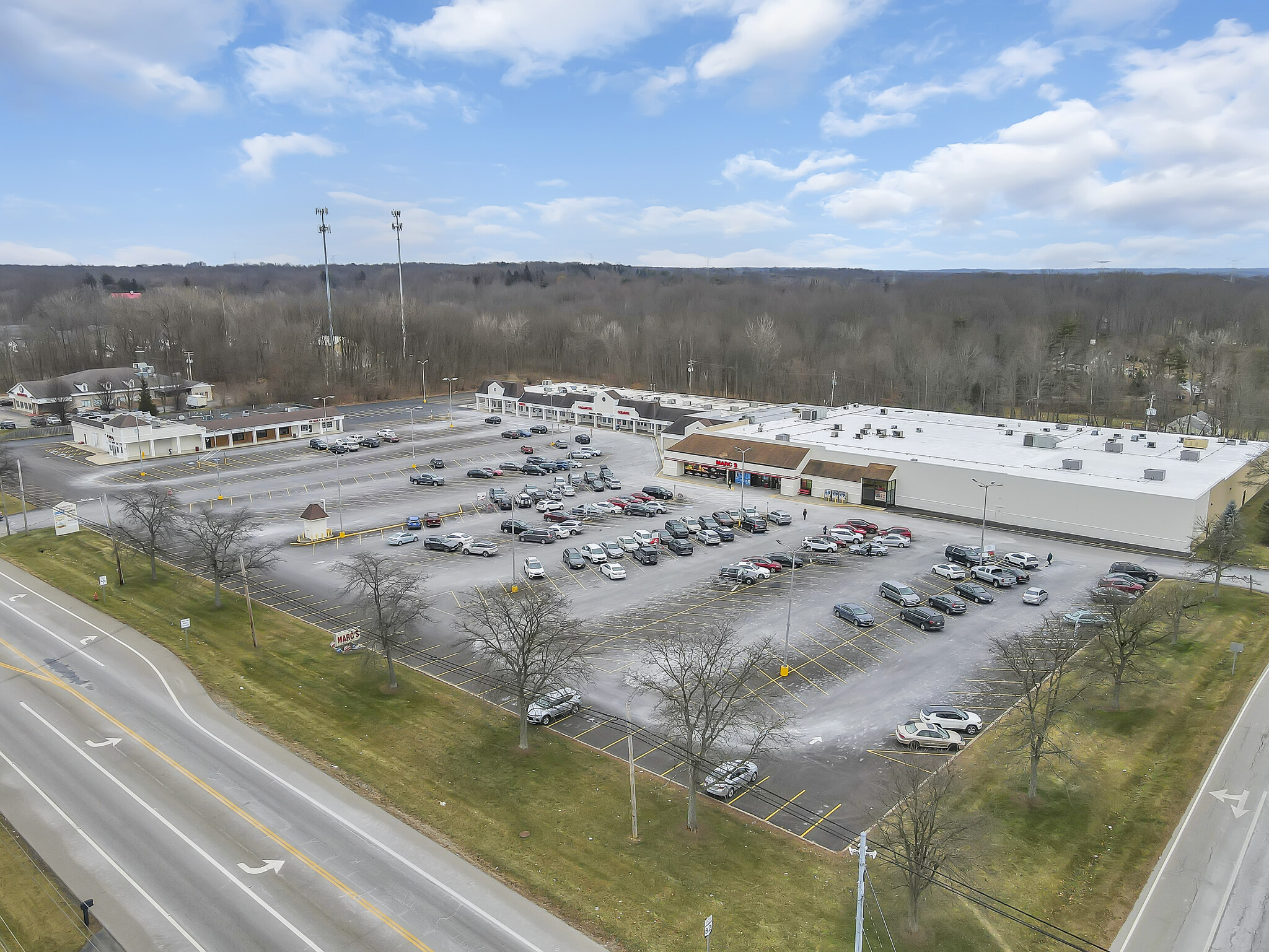 470-550 W Aurora Rd, Sagamore Hills, OH for sale Building Photo- Image 1 of 1