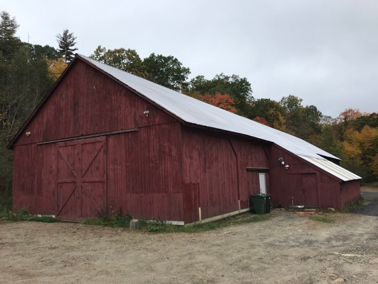 177 Cave Hill Rd, Leverett, MA for sale Primary Photo- Image 1 of 1