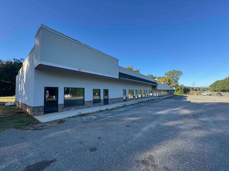 2446-2502 Us-74 Hwy E, Wadesboro, NC for lease - Building Photo - Image 2 of 4