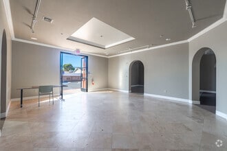 2606 Sepulveda Blvd, Torrance, CA for lease Interior Photo- Image 2 of 16