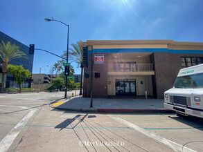 130-132 E Colorado Blvd, Pasadena, CA for lease Building Photo- Image 2 of 5