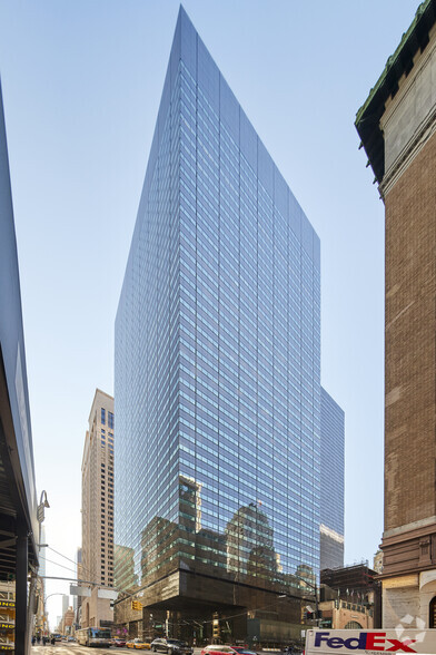 590 Madison Ave, New York, NY for sale - Building Photo - Image 1 of 1