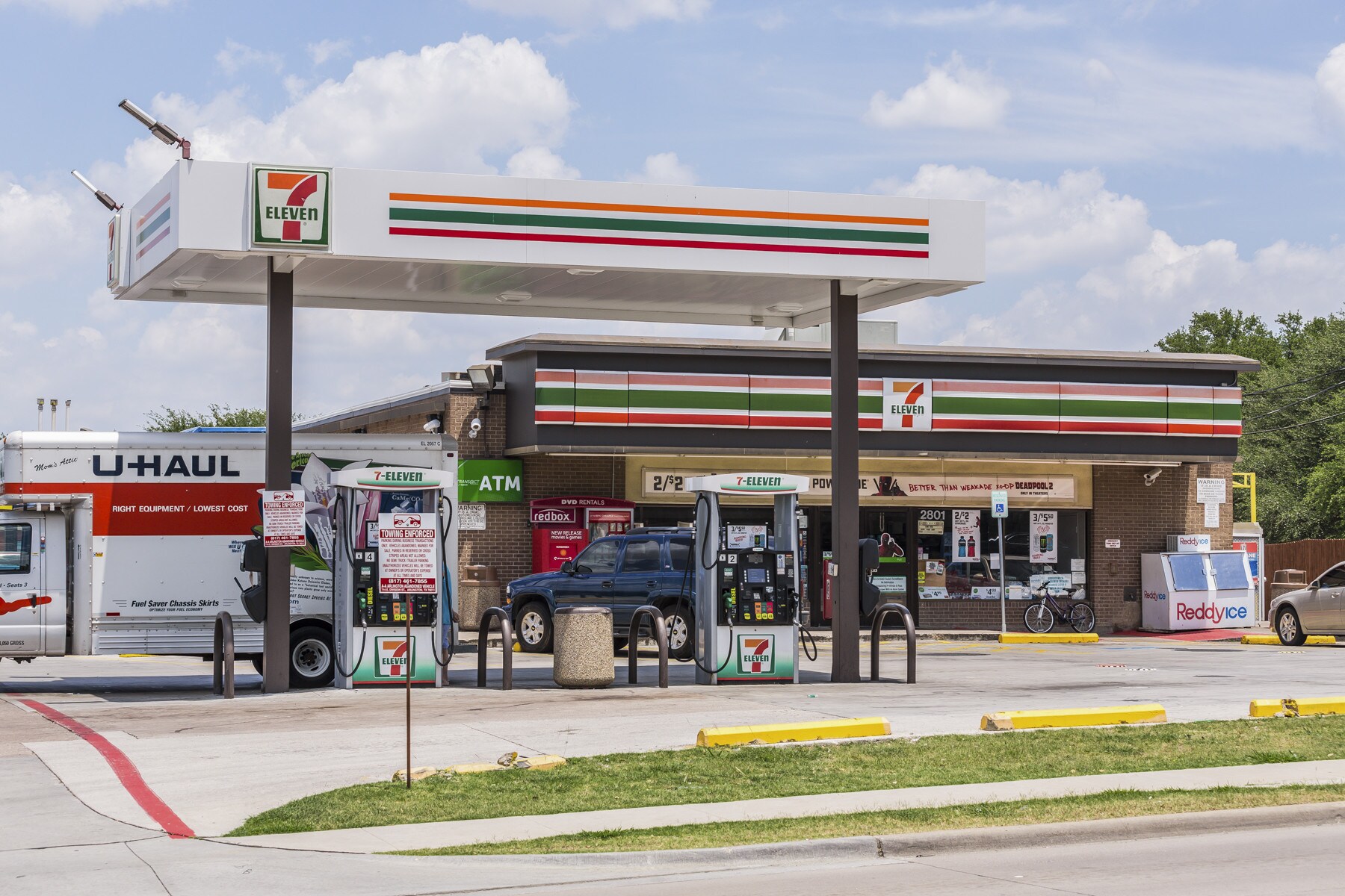 2801-2811 E Park Row Dr, Arlington, TX for sale Building Photo- Image 1 of 1