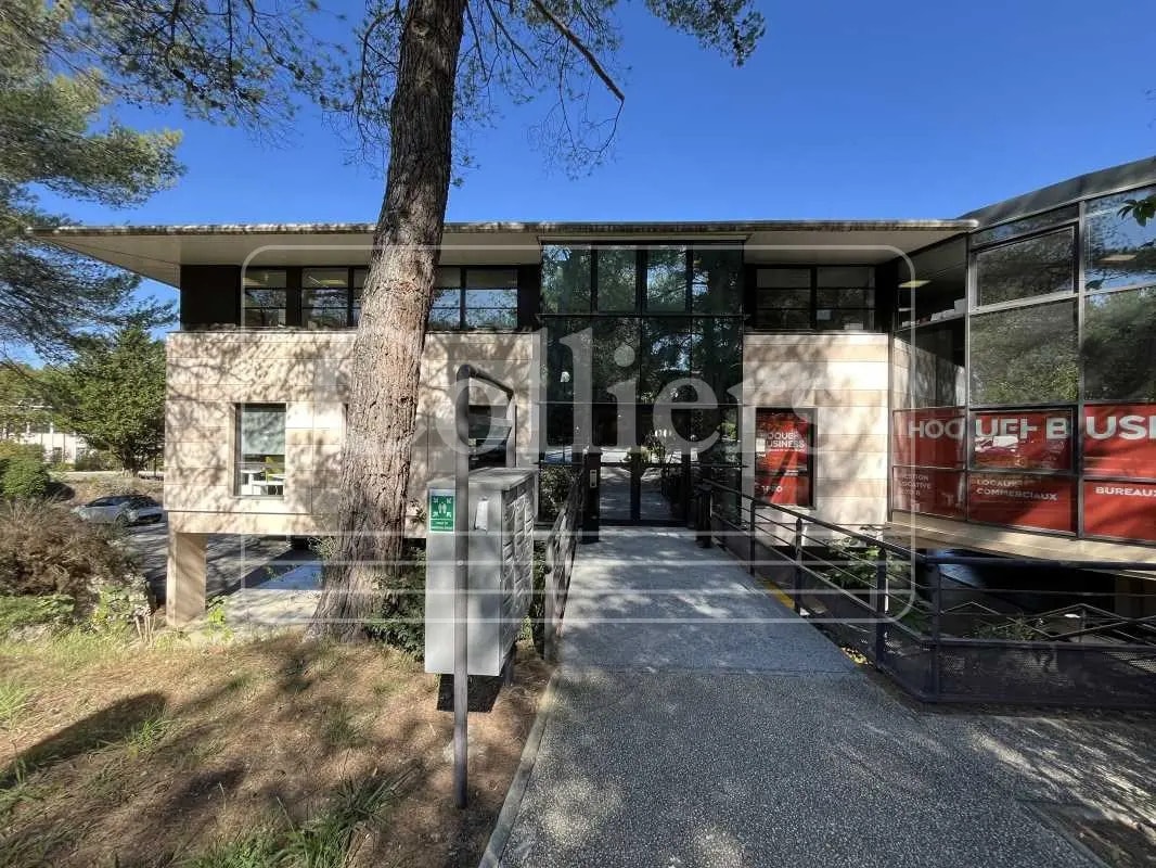 Office in Aix-en-Provence for lease Building Photo- Image 1 of 10
