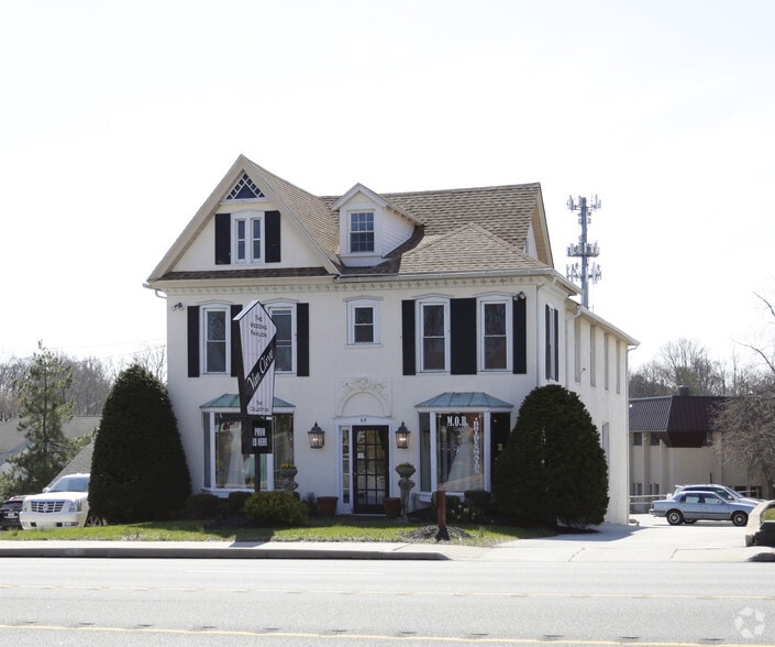 68 E Lancaster Ave, Paoli, PA for lease - Building Photo - Image 2 of 7