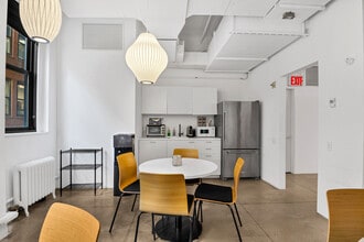 58 W 40th St, New York, NY for lease Interior Photo- Image 1 of 7