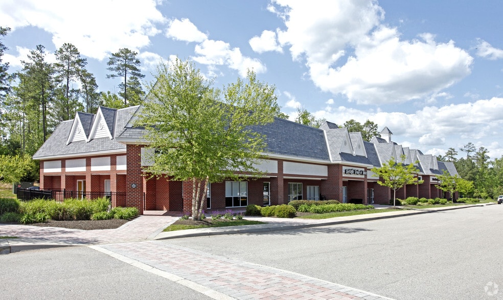 6800-6836 Woodlake Commons Loop, Midlothian, VA for sale - Primary Photo - Image 1 of 1