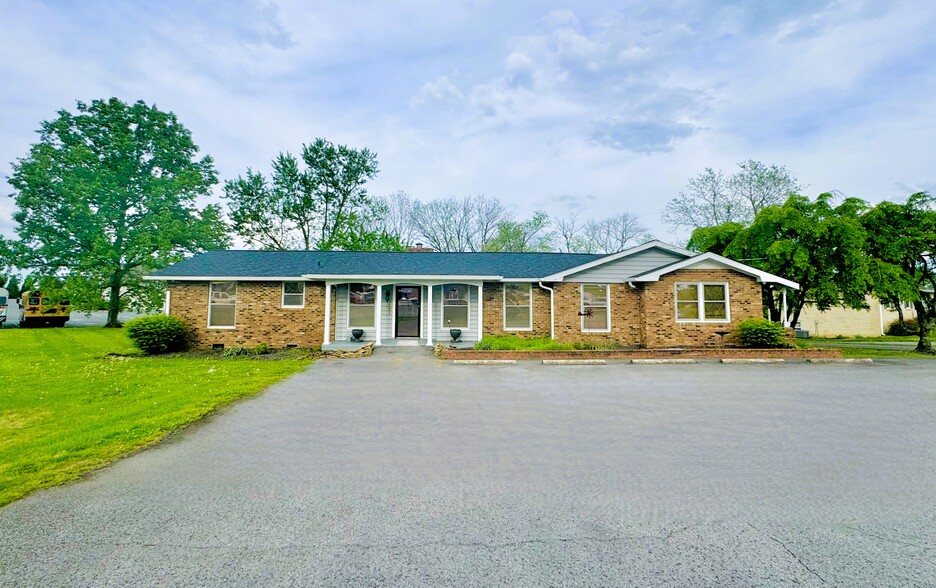 101 Wessington Pl, Hendersonville, TN for sale - Building Photo - Image 2 of 2