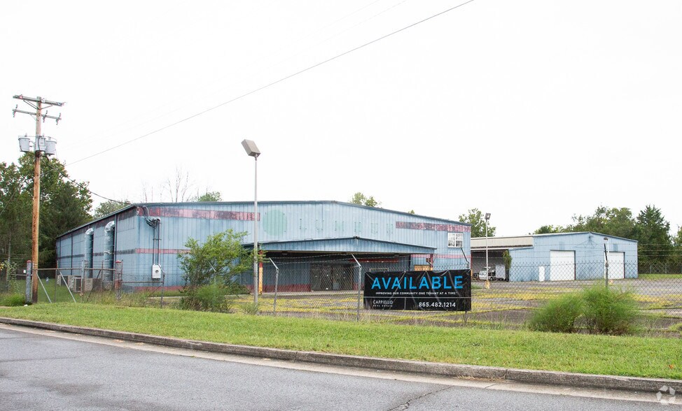 481 Tulsa Rd, Oak Ridge, TN 37830