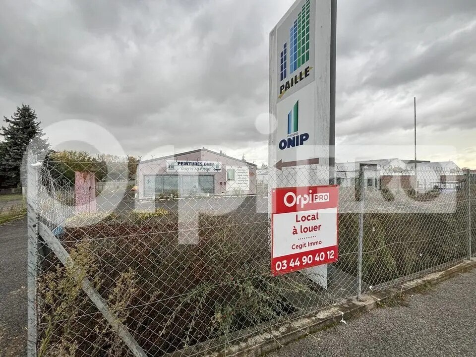 Retail in Compiègne for lease Building Photo- Image 1 of 7