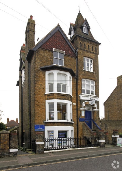 41-43 Park Rd, Sittingbourne for sale - Primary Photo - Image 1 of 1