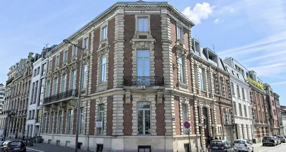 Office in Lille for sale - Building Photo - Image 1 of 12