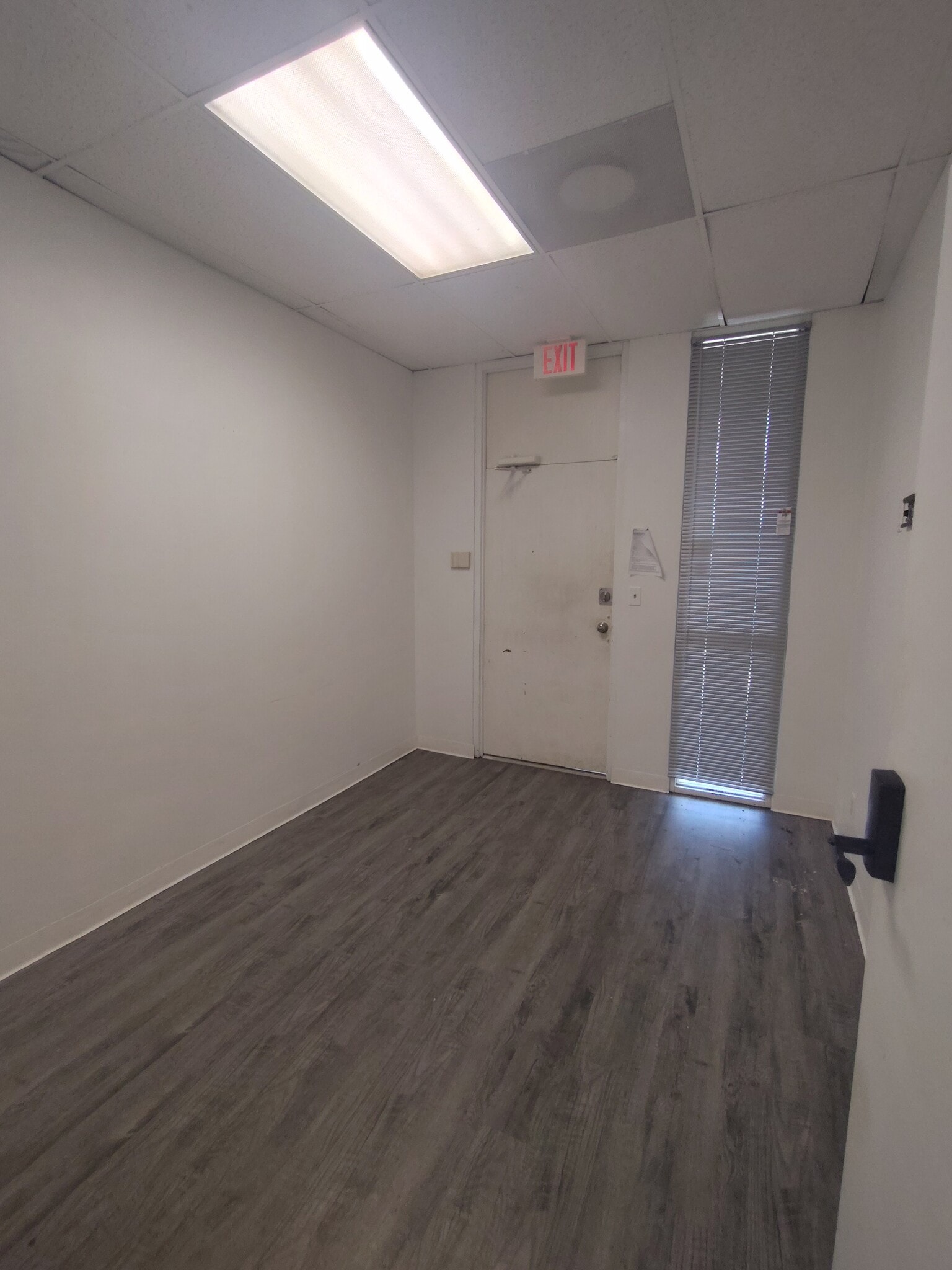 3455 N Desert Dr, East Point, GA for lease Interior Photo- Image 1 of 8