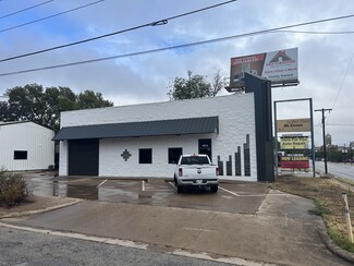 More details for 424 W Henderson St, Cleburne, TX - Office/Retail, Retail for Lease