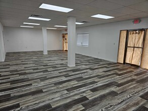 7644 Bellfort Ave, Houston, TX for lease Interior Photo- Image 1 of 11