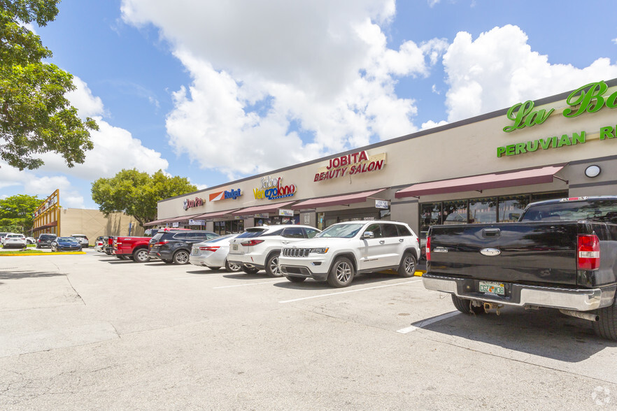 13750-13774 SW 88th St, Miami, FL for lease - Primary Photo - Image 3 of 4