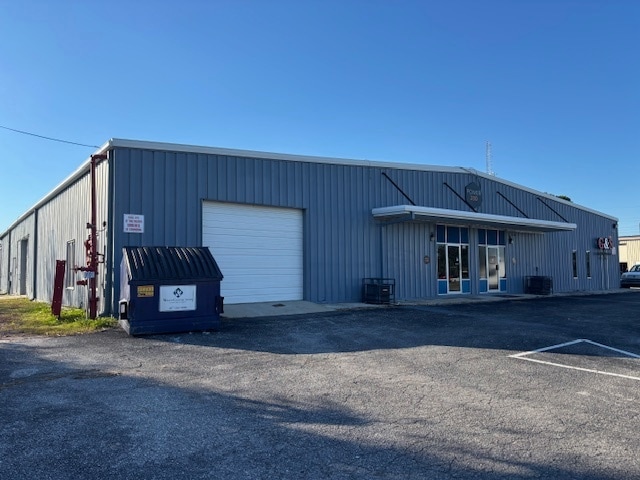 230 Power Ct, Sanford, FL for lease - Building Photo - Image 3 of 8