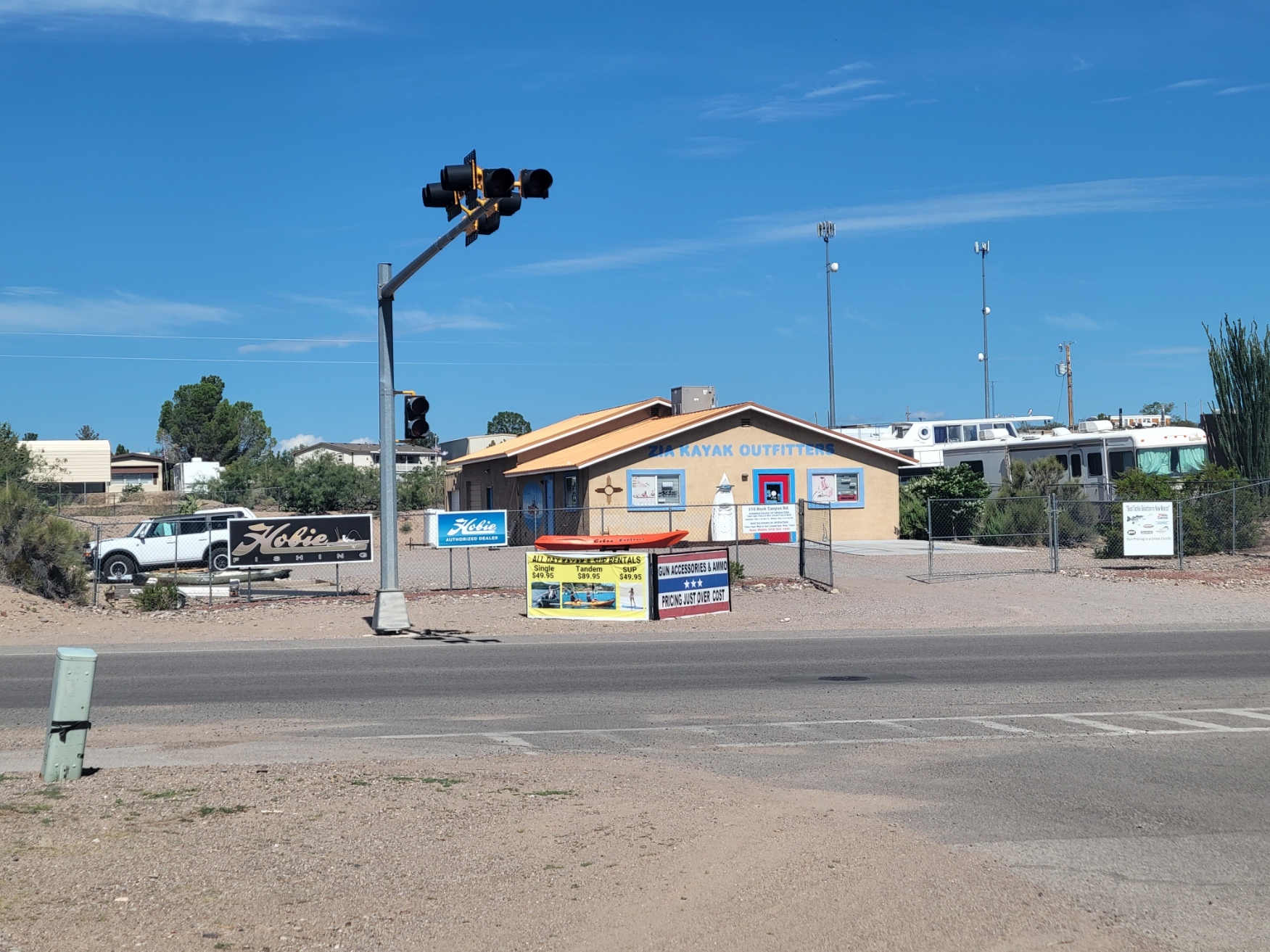 310 Rock Canyon Rd, Elephant Butte, NM for sale Primary Photo- Image 1 of 11