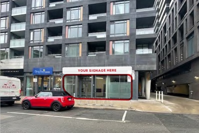 525 Adelaide W st, Toronto, ON for lease - Building Photo - Image 1 of 1