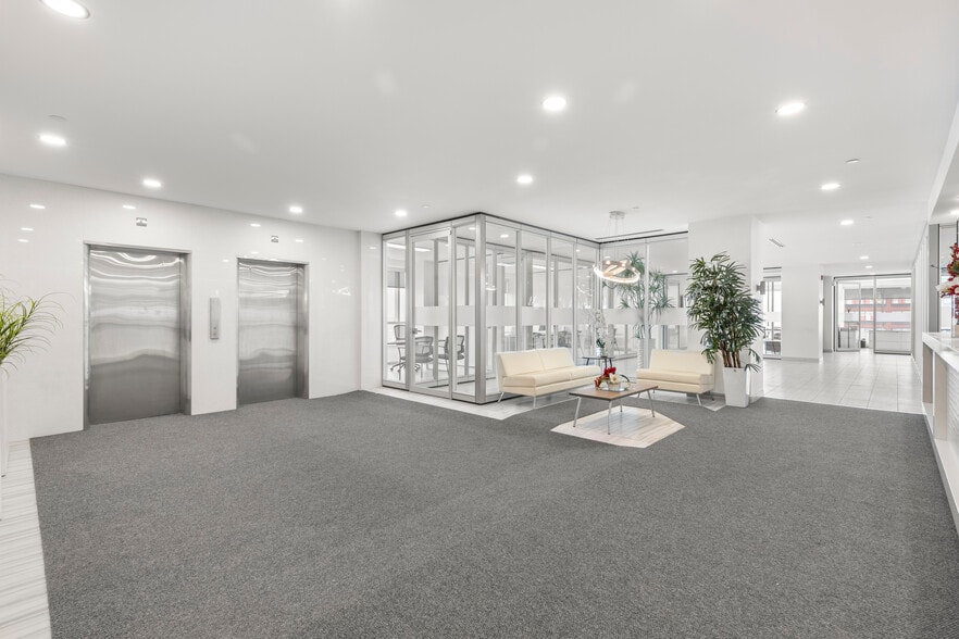 3737 Boul Cremazie E, Montréal, QC for lease - Building Photo - Image 2 of 27