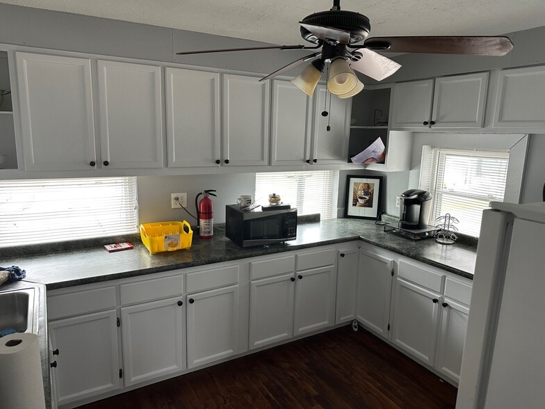 1208 Old Main St, Lexington, KY for sale - Building Photo - Image 3 of 6