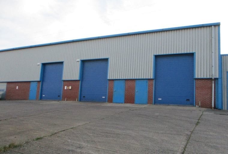 7-8 Heol Ffaldau, Bridgend for sale - Primary Photo - Image 1 of 1