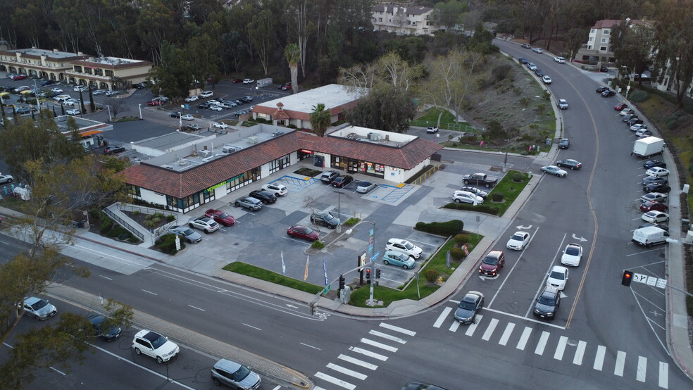 12880-12890 Rancho Penasquitos Blvd, San Diego, CA for lease - Building Photo - Image 3 of 8