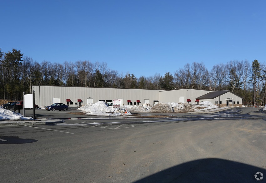5 Fairchild Sq, Clifton Park, NY for lease - Building Photo - Image 2 of 5