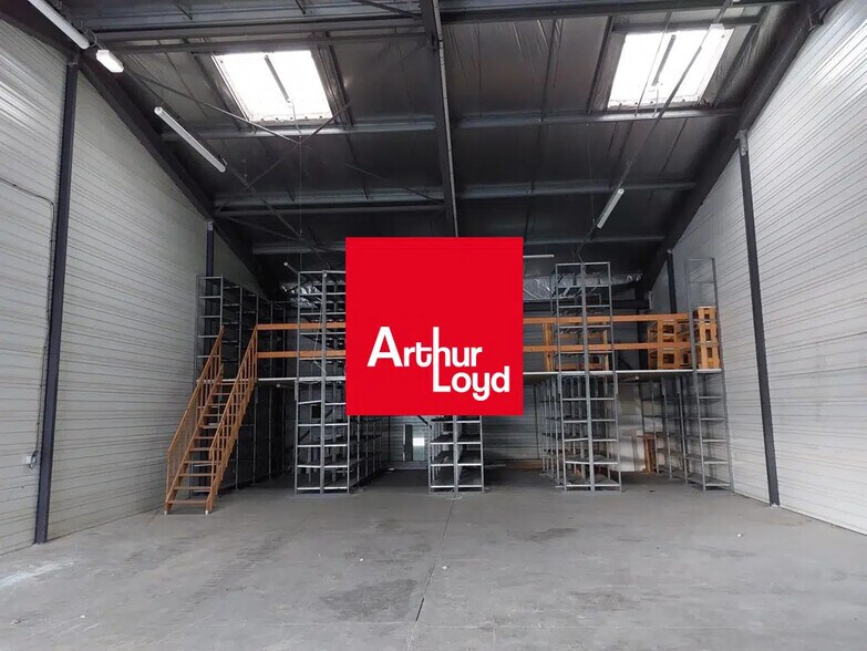 Industrial in La Seyne-sur-Mer for lease - Interior Photo - Image 1 of 5