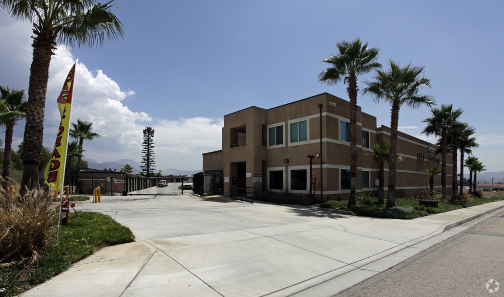 1775 N Palm Ave, Highland, CA for sale - Primary Photo - Image 1 of 3