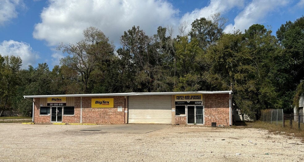 17902 US Highway 59, New Caney, TX for lease - Primary Photo - Image 1 of 3