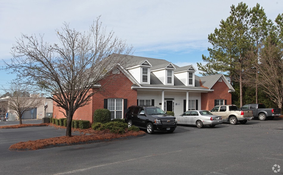 233 Davis Rd, Augusta, GA 30907