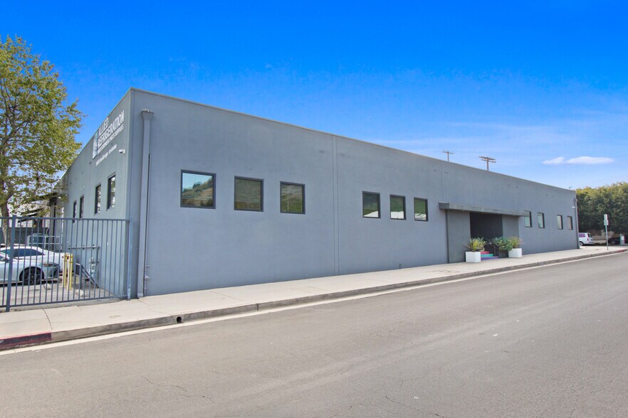 3650 S Holdrege Ave, Los Angeles, CA for lease - Building Photo - Image 1 of 14
