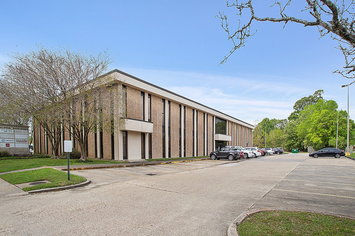 8281 Goodwood Blvd, Baton Rouge, LA 70806