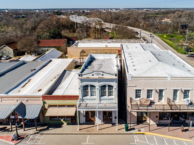 928 Main St, Bastrop, TX for sale - Building Photo - Image 1 of 1